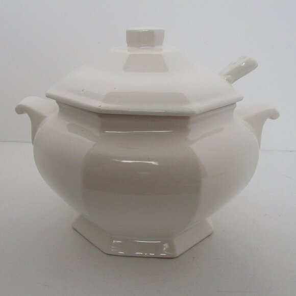 small ceramic soup sauce tureen